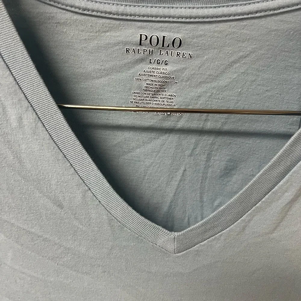 Polo by Ralph Lauren Men's Light Blue V-Neck Tee large. EUC